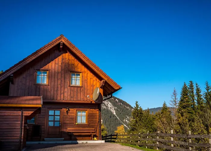 Ahornhuette * سخلادميخ