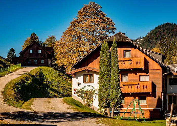 Ahornhuette سخلادميخ